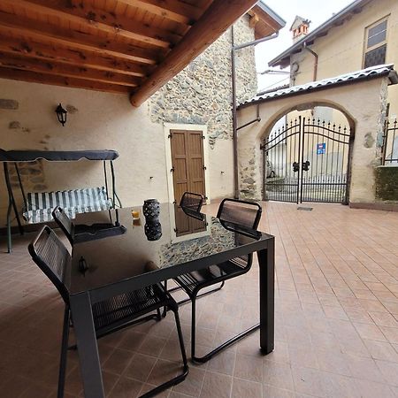 La Casa Sull' Altopiano Mountain Lake Iseo Hospitality Боссико Экстерьер фото
