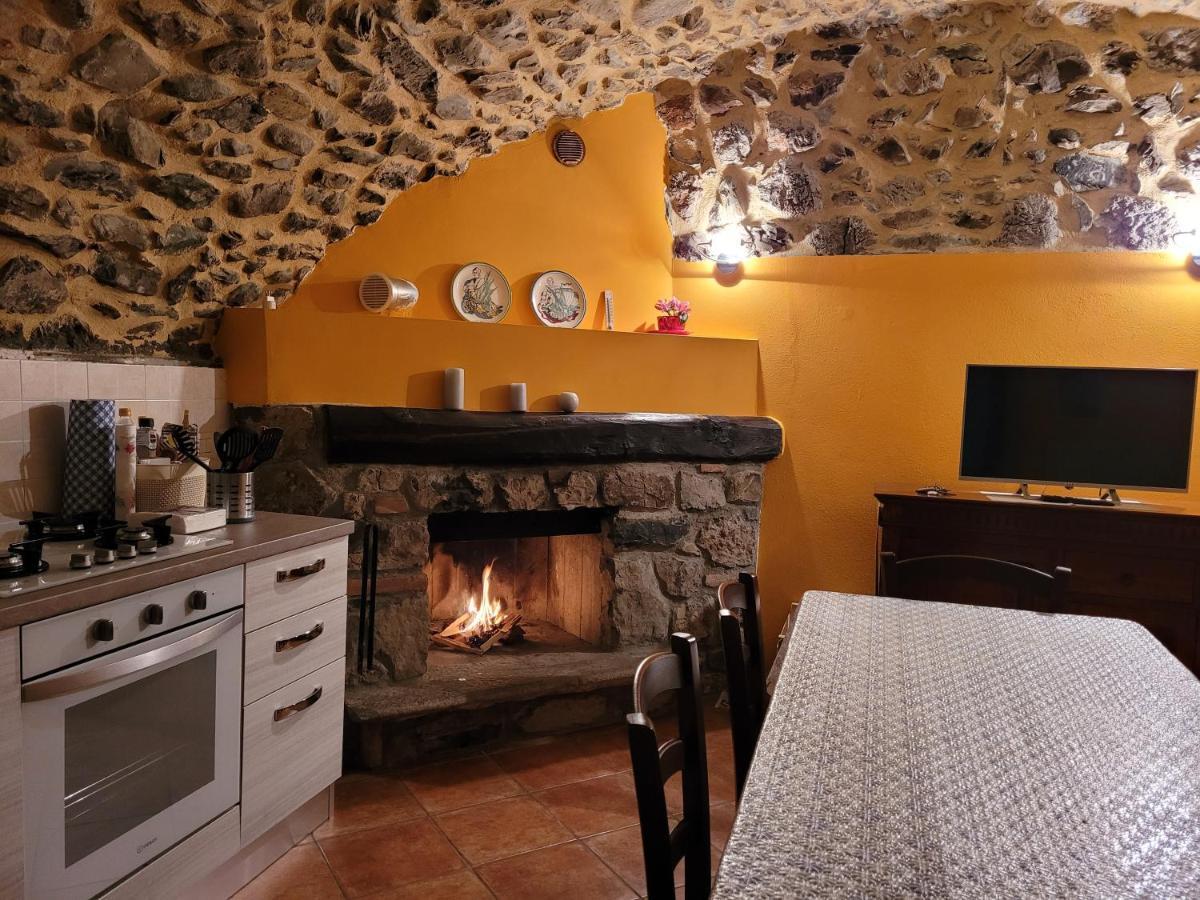 La Casa Sull' Altopiano Mountain Lake Iseo Hospitality Боссико Экстерьер фото