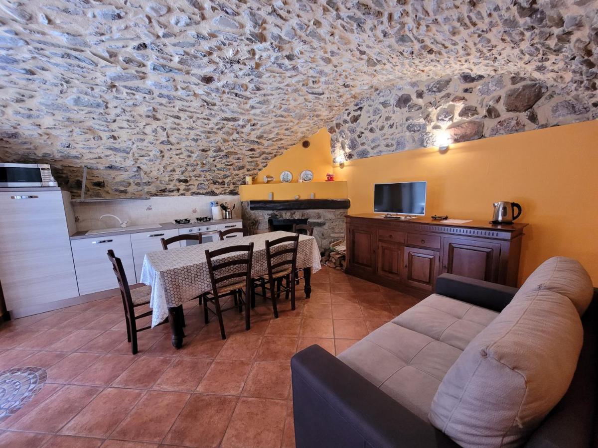 La Casa Sull' Altopiano Mountain Lake Iseo Hospitality Боссико Экстерьер фото